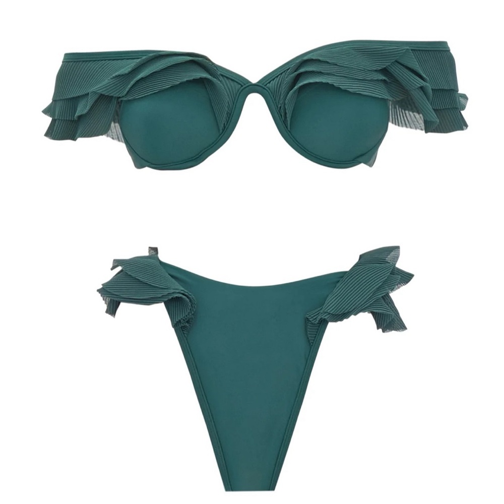 Andrea Iyamah Salama Bikini TOP
